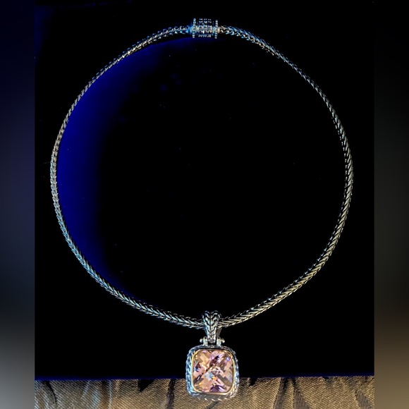 Pink stone glistening necklace with thick silver chain - Picture 1 of 3